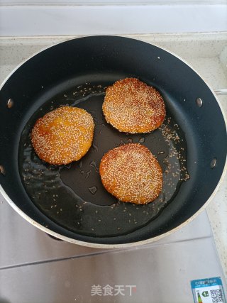 南瓜饼的做法步骤：5