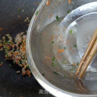 肉糜芹菜胡萝卜焖菜的做法步骤：8