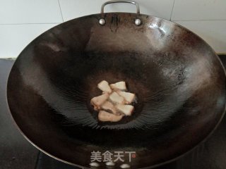 砂锅猪肉炖粉条的做法步骤：3