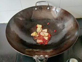 砂锅猪肉炖粉条的做法步骤：4