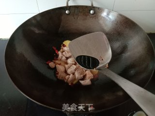 砂锅猪肉炖粉条的做法步骤：7