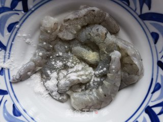黄瓜虾仁炒藜麦饭的做法步骤：2