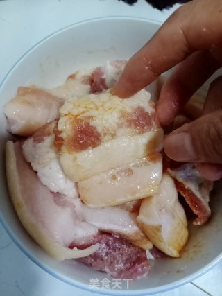 粉蒸肉的做法步骤：4