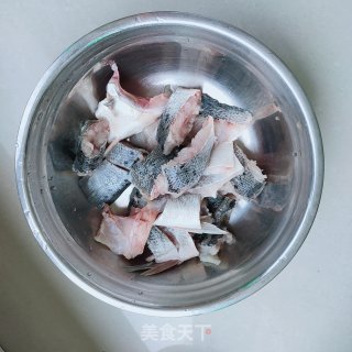 家常熏鱼的做法步骤：2