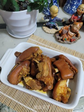 电饭煲卤猪脚的做法步骤：8