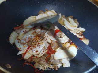 杏鲍菇炒肉的做法步骤：6