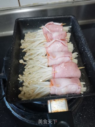 培根金针菇卷的做法步骤：8