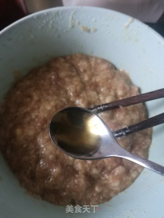 小笼汤包的做法步骤：7