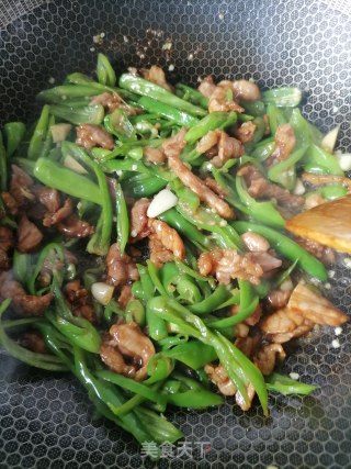 辣椒炒肉的做法步骤：8