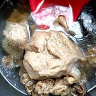 精肉芦笋土豆沙拉的做法步骤：1