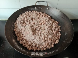 盐焗花生的做法步骤：8