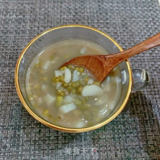 绿豆煲马蹄糖水的做法步骤：9
