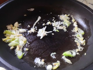 家常炖带鱼的做法步骤：2