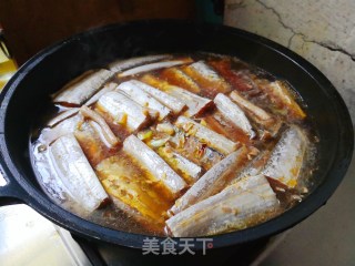 家常炖带鱼的做法步骤：5
