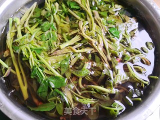 香椿炒鸡蛋的做法步骤：2