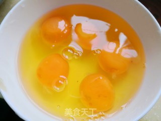 香椿炒鸡蛋的做法步骤：5