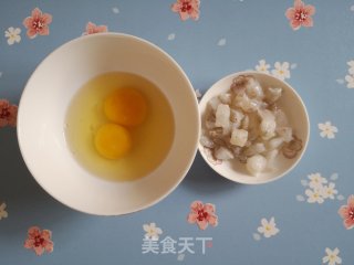 虾仁炒鸡蛋的做法步骤：2