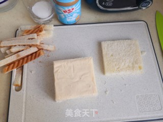 经典西多士的做法步骤：4