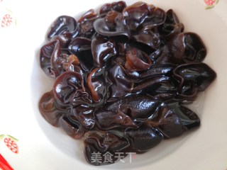 凉拌木耳的做法步骤：4