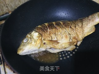 家常酱烧鲤鱼的做法步骤：3