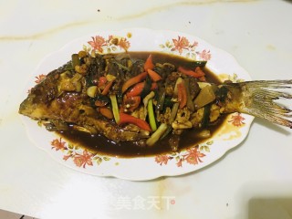 家常酱烧鲤鱼的做法步骤：10