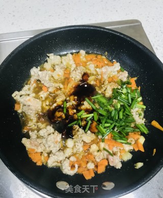 ￼￼蒸茄花肉末的做法步骤：7