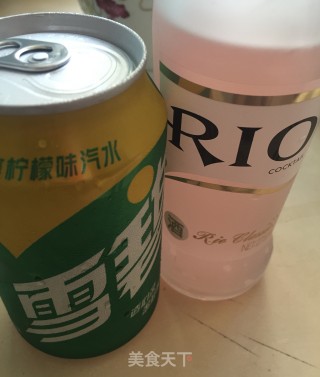 荔枝雪碧鸡尾酒的做法步骤：1