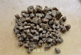 牛肉豇豆炒藜麦饭的做法步骤：2