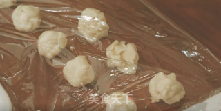自制爸爸糖同款蛋黄酥团圆酥的做法步骤：4