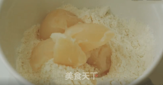 自制爸爸糖同款蛋黄酥团圆酥的做法步骤：7