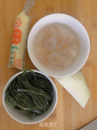 冬瓜海带玉子虾仁汤的做法步骤：1