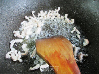 肉丝榨菜丝炒毛豆的做法步骤：5
