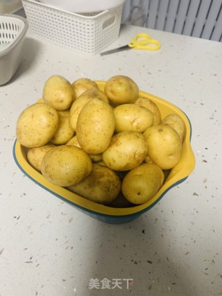 酱土豆????的做法步骤：1