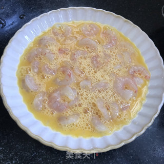 番茄炒虾仁滑蛋的做法步骤：5