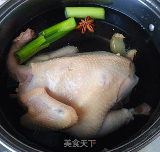 减脂餐——白切鸡的做法步骤：3