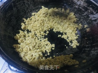 鸡蛋炒鱼籽的做法步骤：4