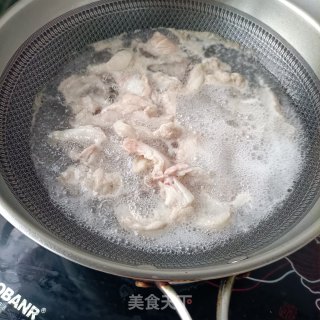 蒜苔肉酱的做法步骤：1