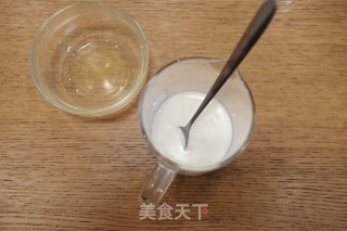 草莓芒果花茶奶冻杯的做法步骤：16
