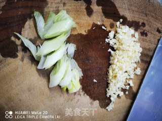 凉拌手撕鸡的做法步骤：4