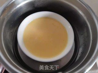 粤式牛奶炖蛋的做法步骤：6