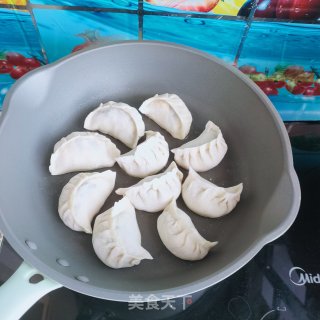 西葫芦煎饺的做法步骤：12