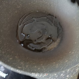 肉酱花边面的做法步骤：1