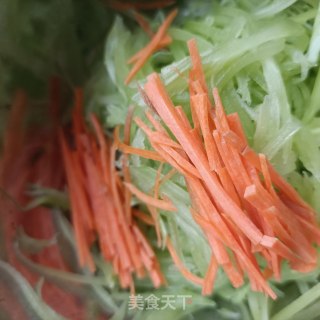 椒香莴苣丝的做法步骤：3
