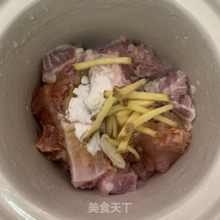 鹿茸菇蒸排骨的做法步骤：3