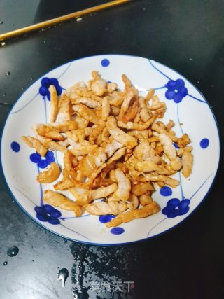 芹菜炒肉的做法步骤：5