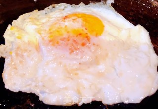 午餐肉番茄煎蛋吐司#萌系美食#的做法步骤：5
