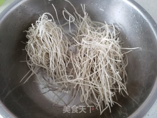 包菜粉条包的做法步骤：5