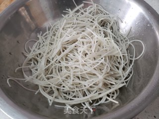 包菜粉条包的做法步骤：6