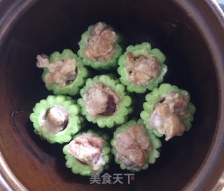 苦瓜酿排骨的做法步骤：9