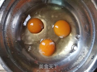 蒜苔煎蛋的做法步骤：3